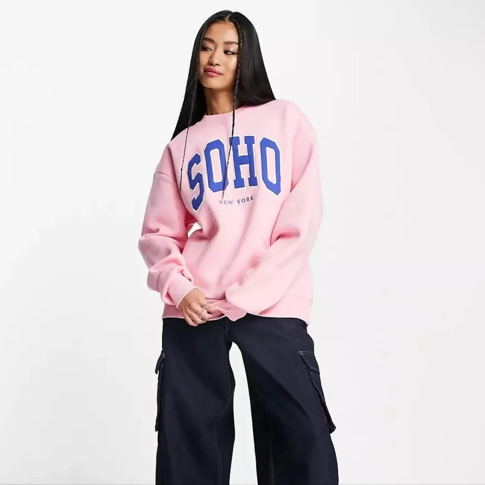 Stradivarius Oversized Soho Sweatshirt - Picture 1 of 6